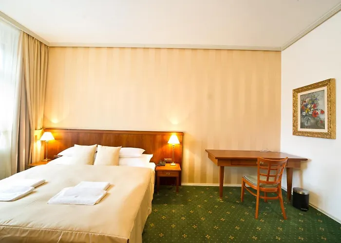 Hotel Slávie 4*